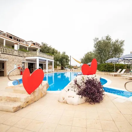 Hotel apartamentowy Il Falco