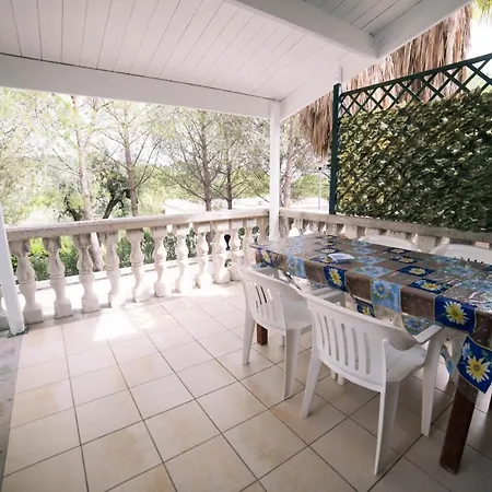 Il Falco Hotel apartamentowy 3*