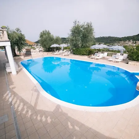 Il Falco Hotel apartamentowy 3*