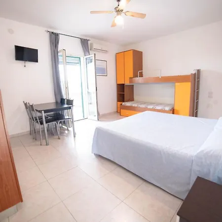 Il Falco Hotel apartamentowy Vieste