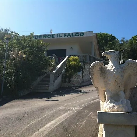 Hotel apartamentowy Il Falco 3*
