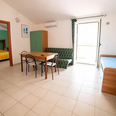 Il Falco 4* Vieste